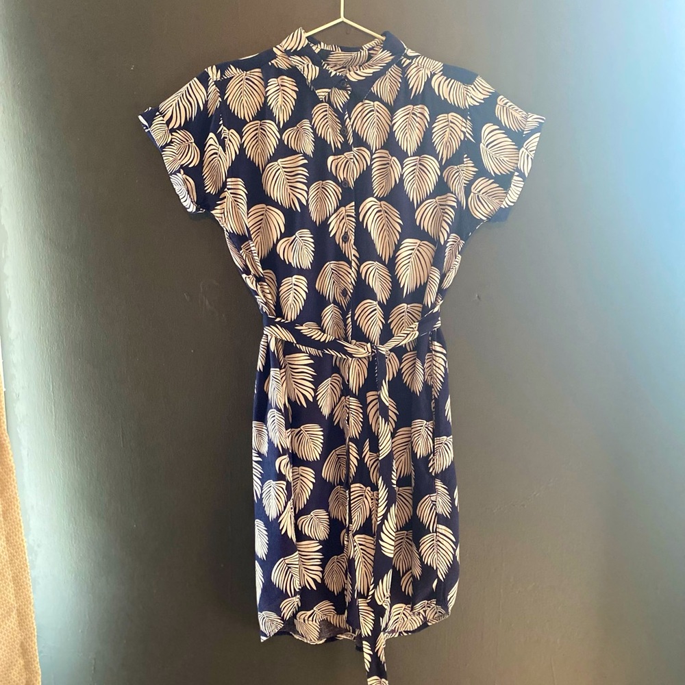 Button down shirt dress // Size S